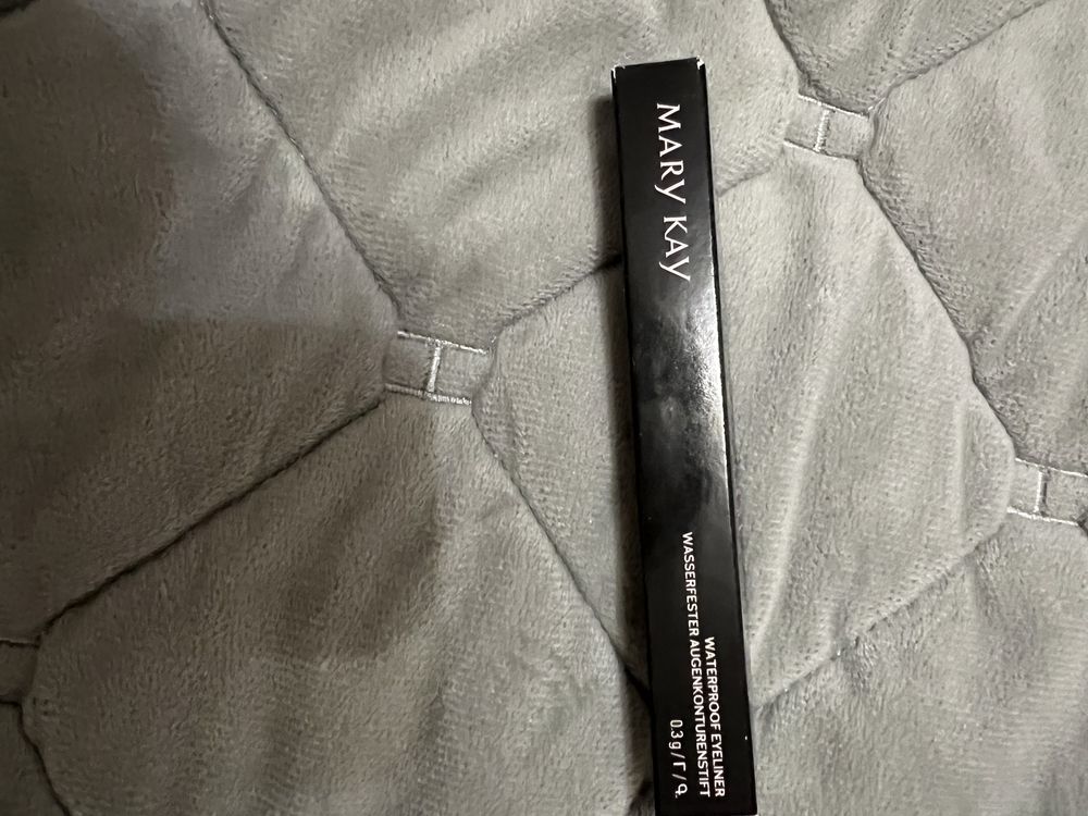 Олівець для очей Mary Kay