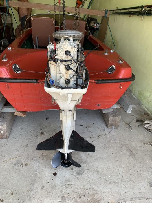 Продам супер катер, трикрунер!