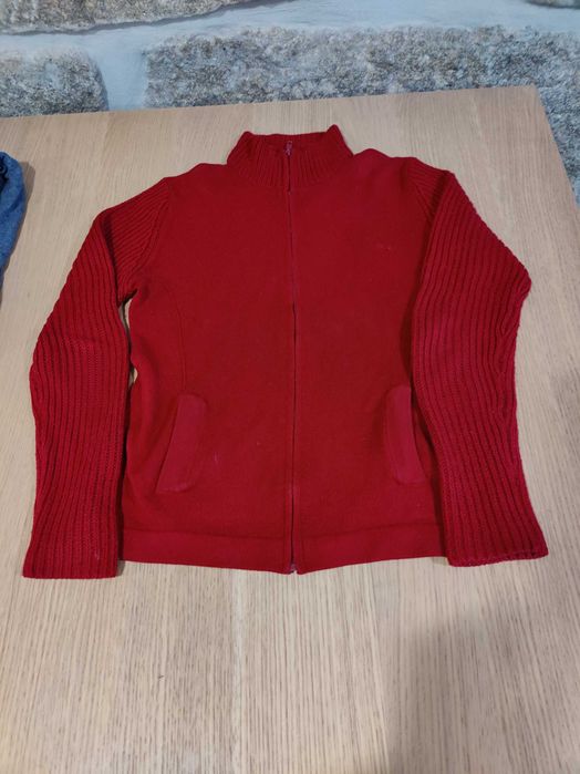 Lote de casacos em malha