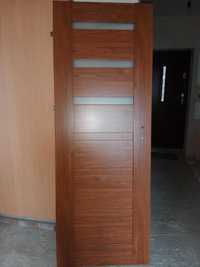 Drzwi wewnętrzne 70cm lewe + regulowana ościeżnica od 30cm do 32cm