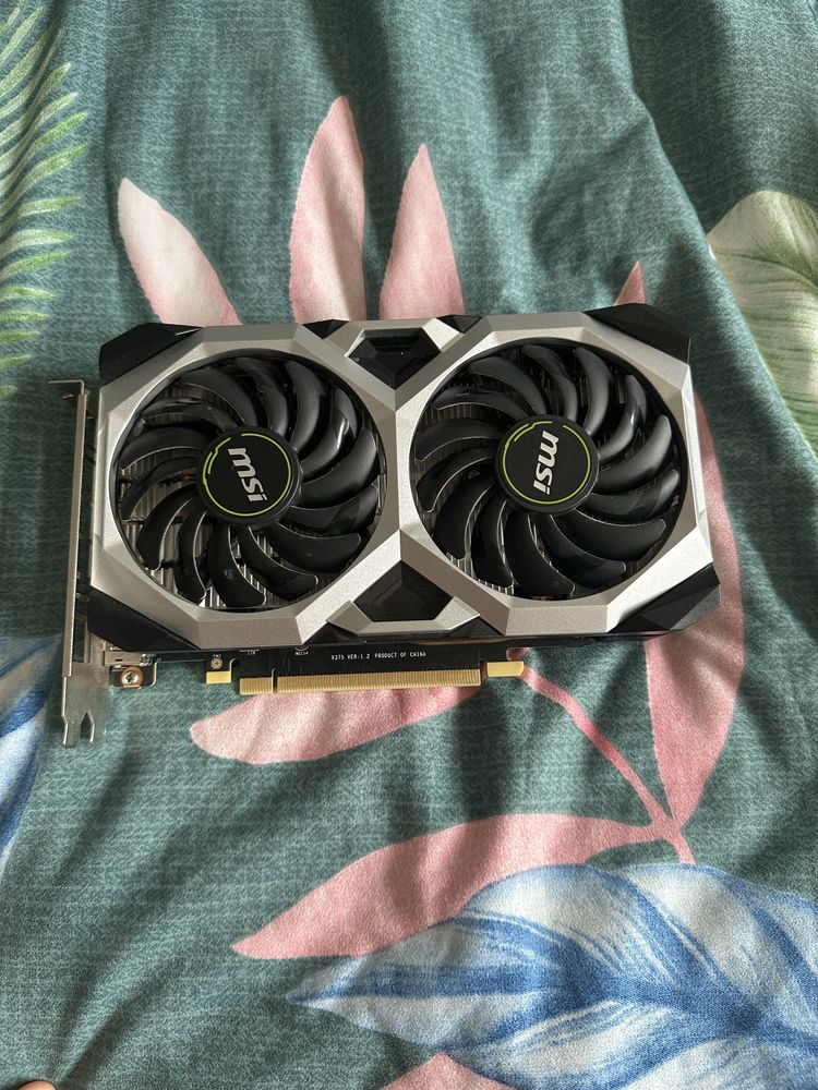 Komputer  gtx 1660ti xeon e5 zasilacz
