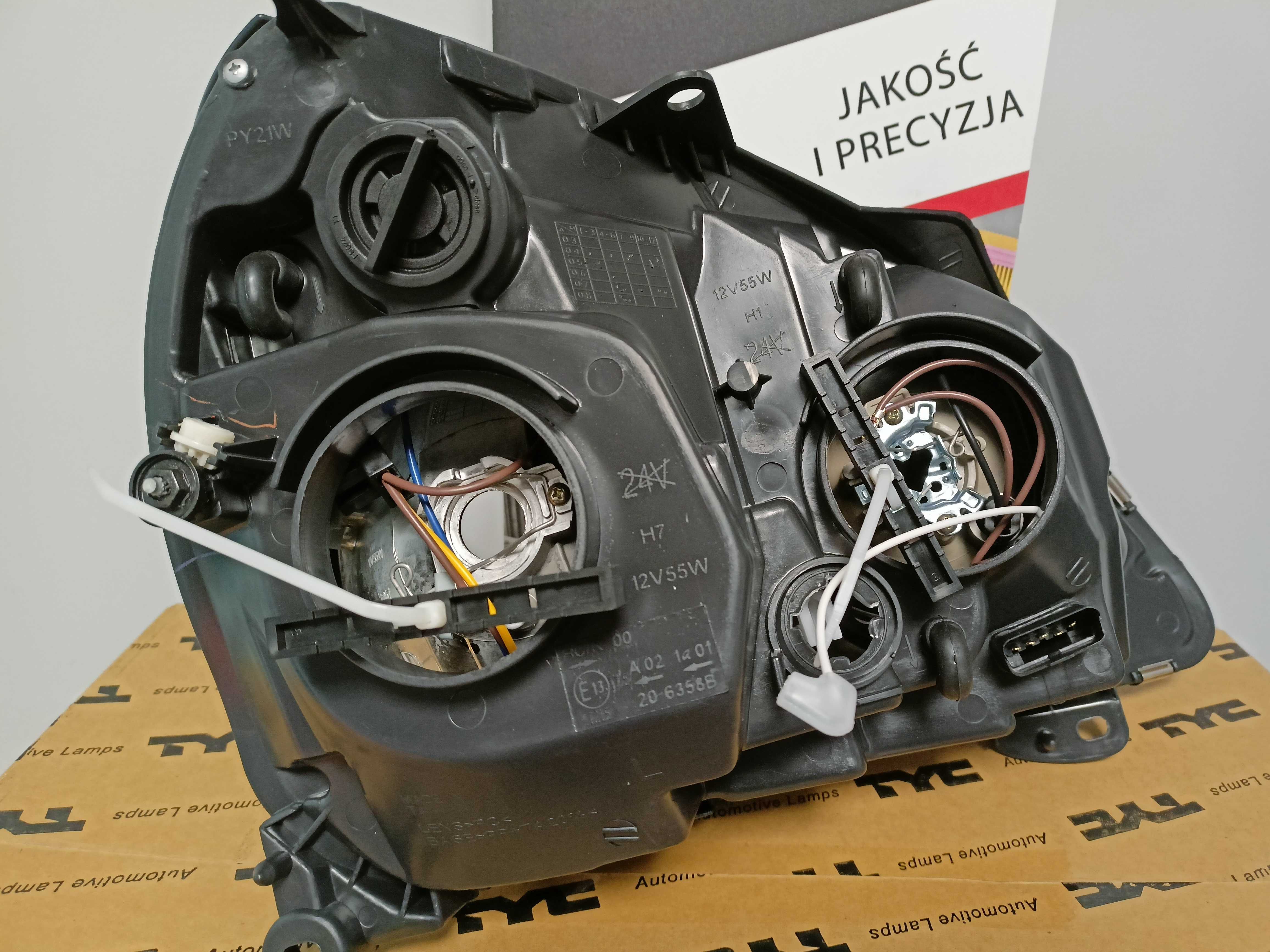 Renault Clio II 01-05 Lampa/Reflektor przód lewy. H7 /H1 kpl h7 GRATIS