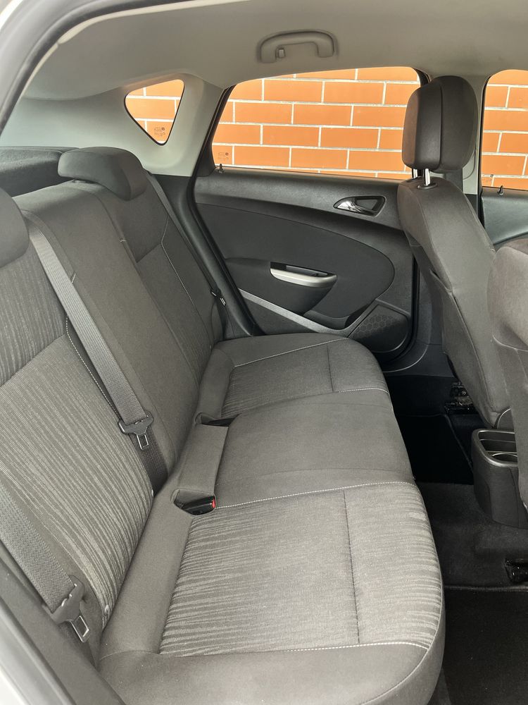 Opel Astra Cosmo 1.4
