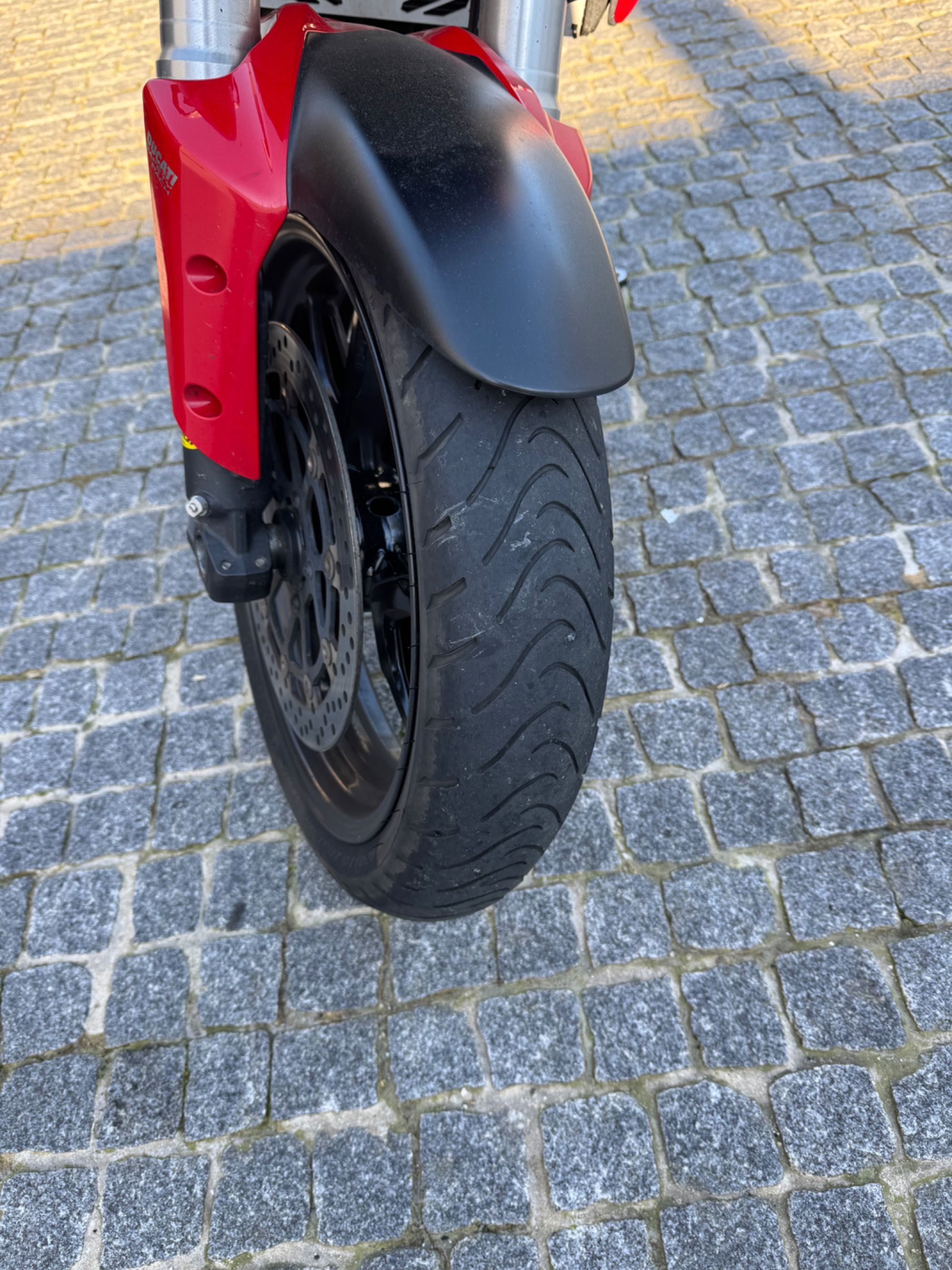 Ducati multistrada 1200S com malas