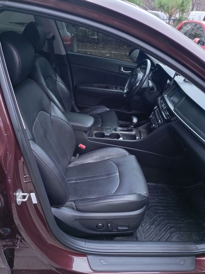 KIA optima EX 2017г