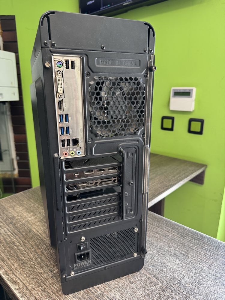 Komputer Stacjonarny Ryzen 7 2700X 32GB 1TB SSD RTX 2070 zasilacz 600W