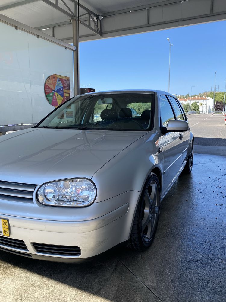 Golf 4 1.6 16v versão 25 years da Vw