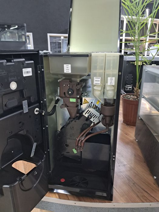 Кавомашина Bianchi Gaia Style бу з гарантією кавоварка кофеварка