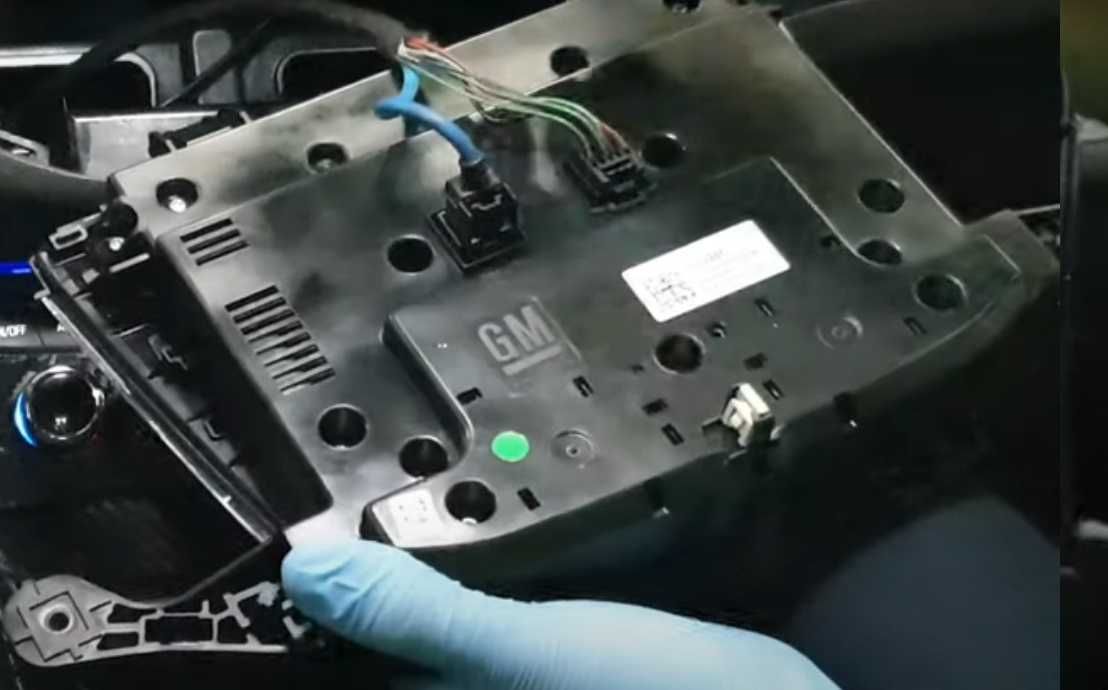 Reparação Radio Opel Astra k