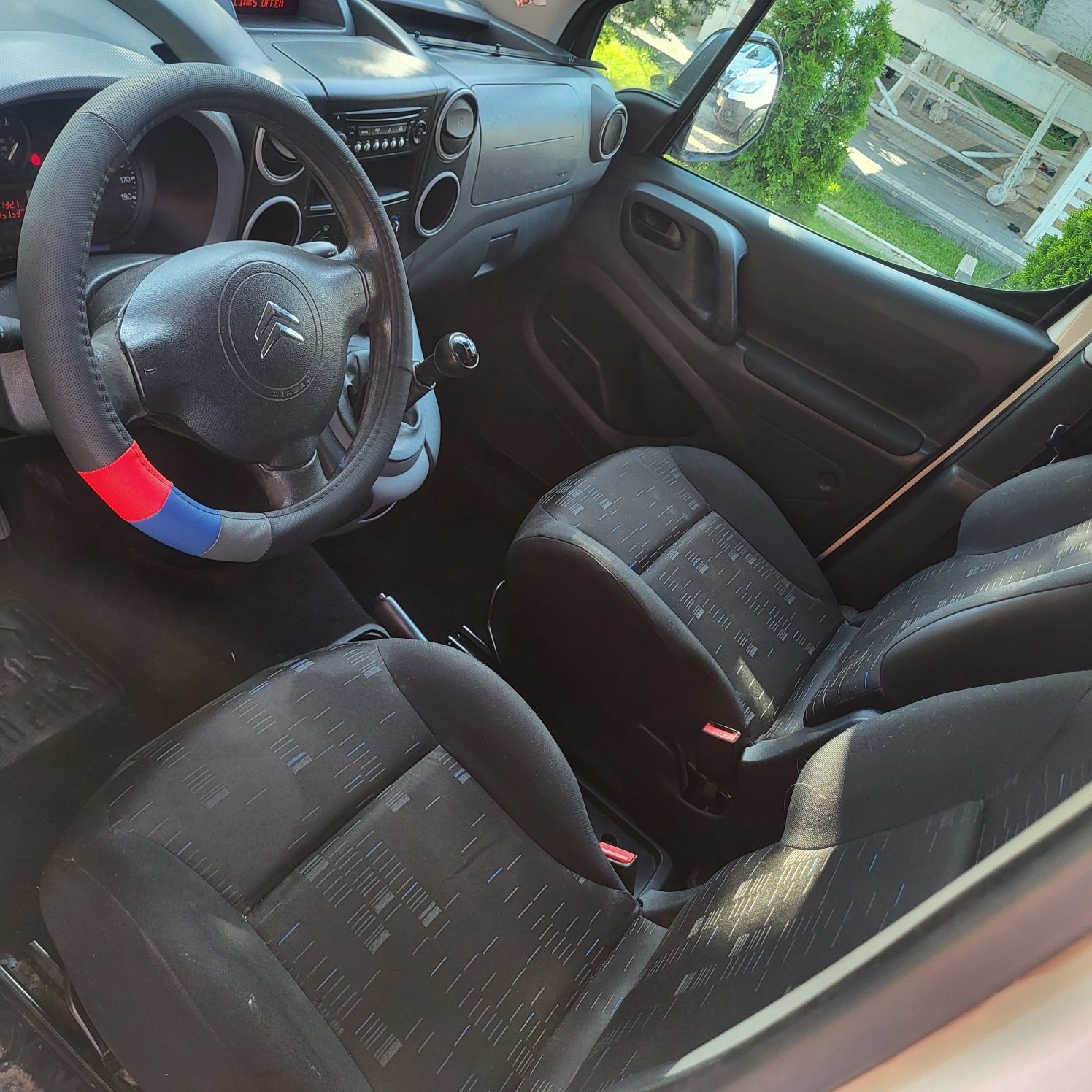 Berlingo 1.6 Hdi 5 osobowy Mały Przebieg, Hak Super Stan!!!