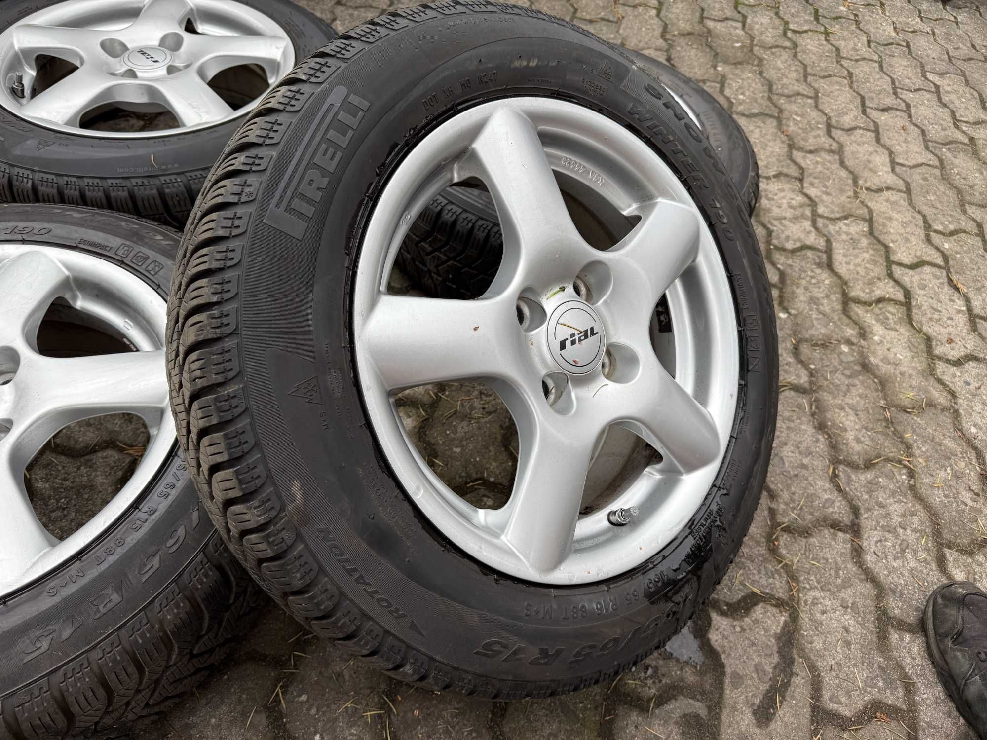 Koła 15" 4x100 Hyundai I20 Kia Stonic Rio Opel Renault Nissan Toyota
