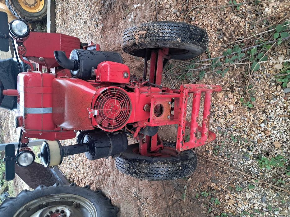 Trator Agrícola Agria , com Motor Hilo