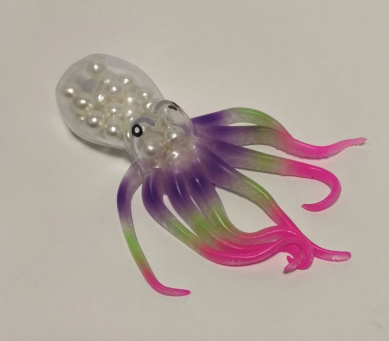 Nowy gniotek z perłami hit