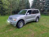 Pajero 7 osobowy 3.2 automat