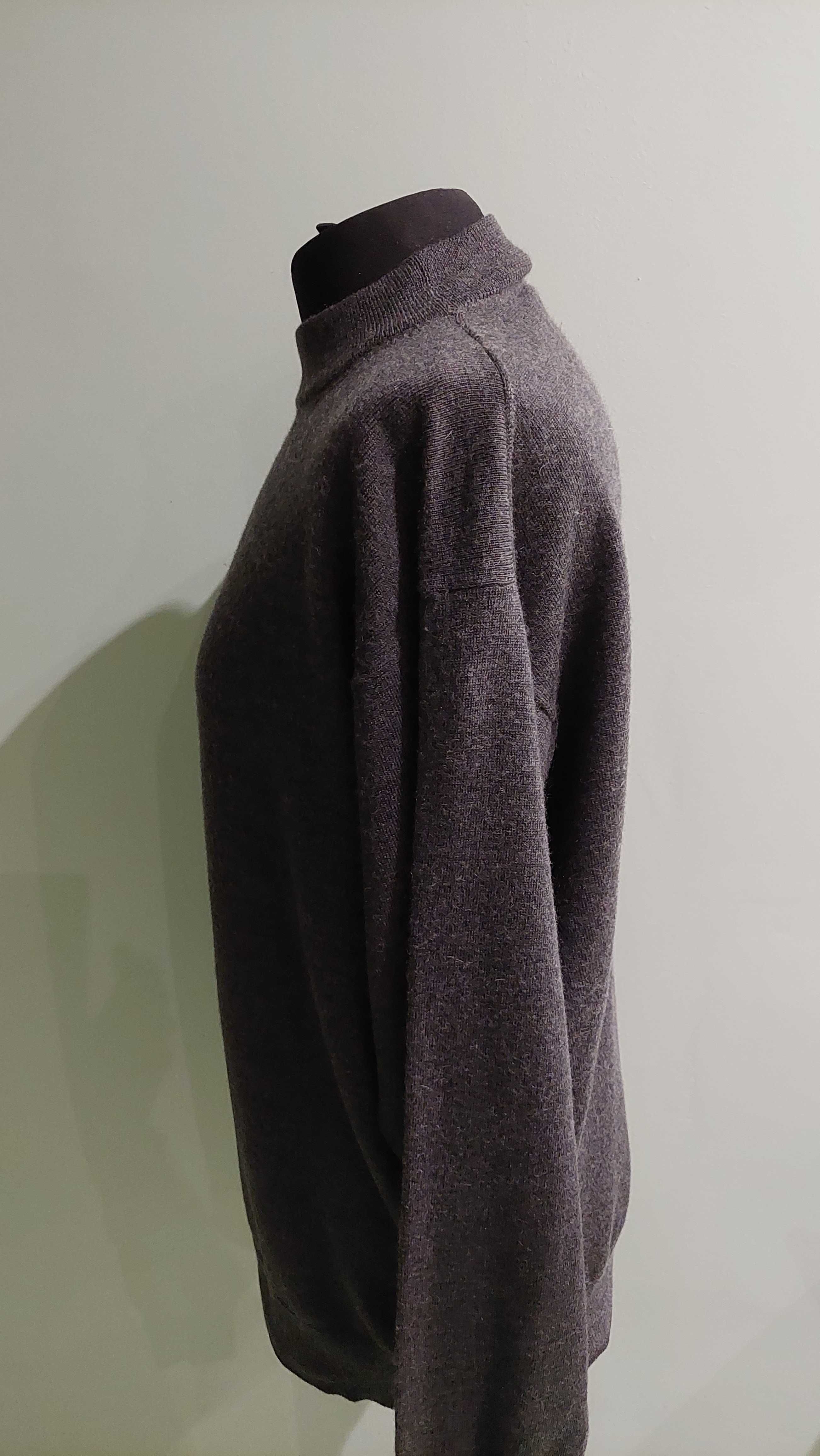 Кашемировый свитер Gianni Bugli,Италия