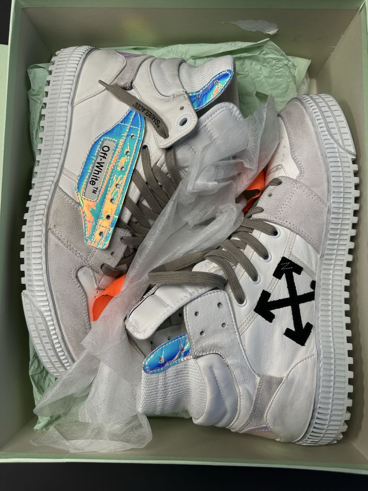 Off-White б/у (один раз обуты) 44 р