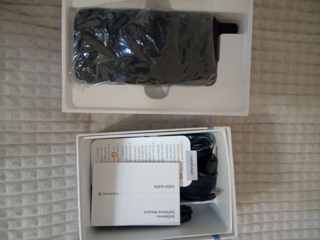 Thuraya Satsleeve + супутниковий термінал телефон