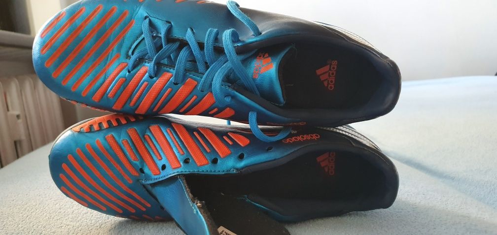 Buty piłkarskie  korki Adidas Predator Absolado  rozmiar 37⅓ wkładka 2