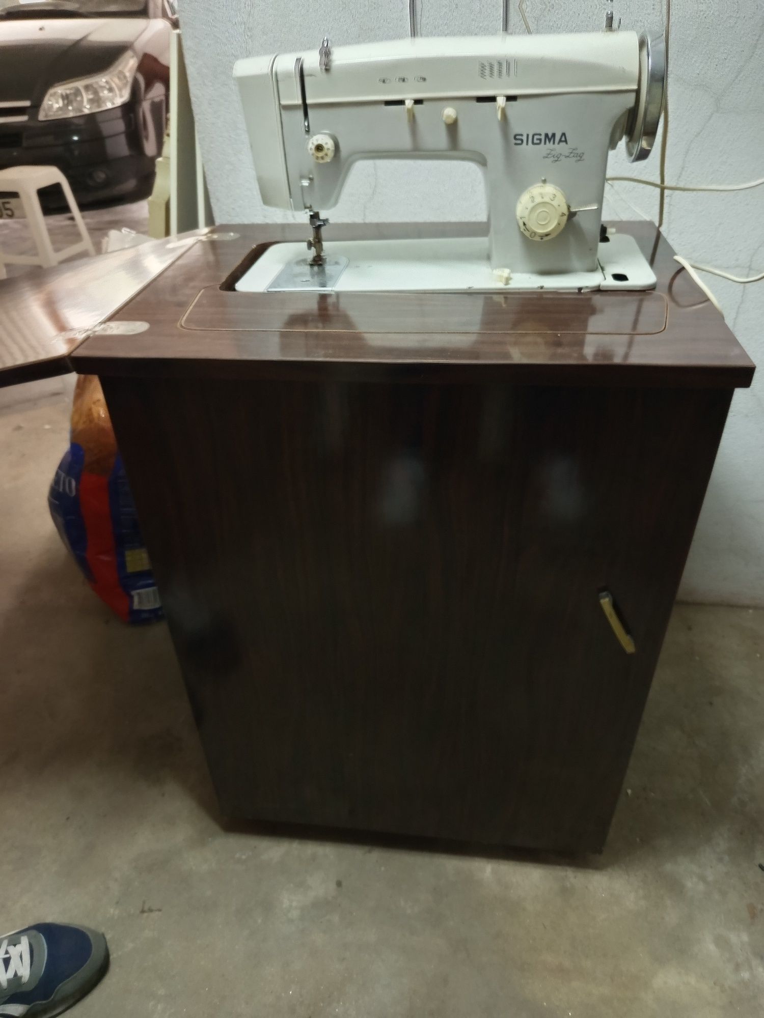Máquina de costura