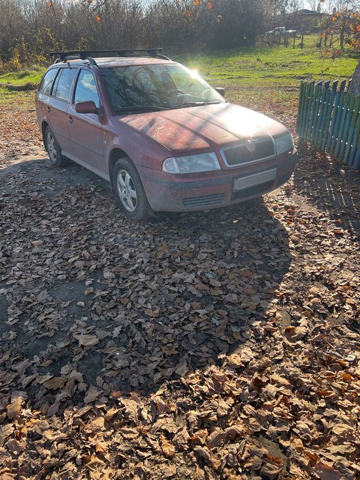 Шкода Октавія 1.6 бензін