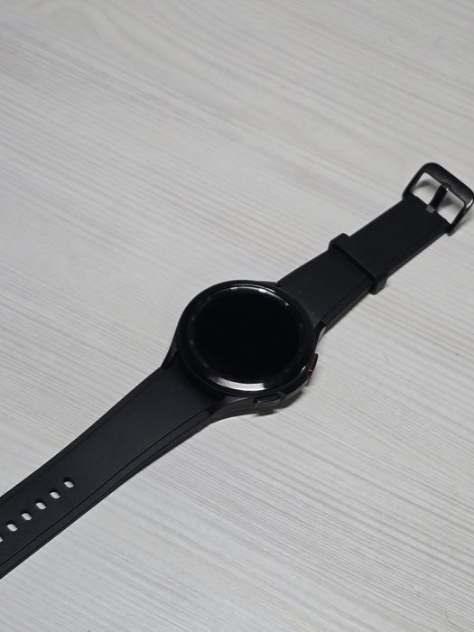 Samsung galaxy watch 4 CLASSIC