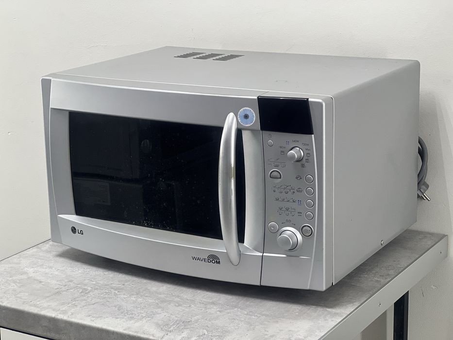 Мікрохвильова піч бу з Європи мікрохвильовка бу Severin R885