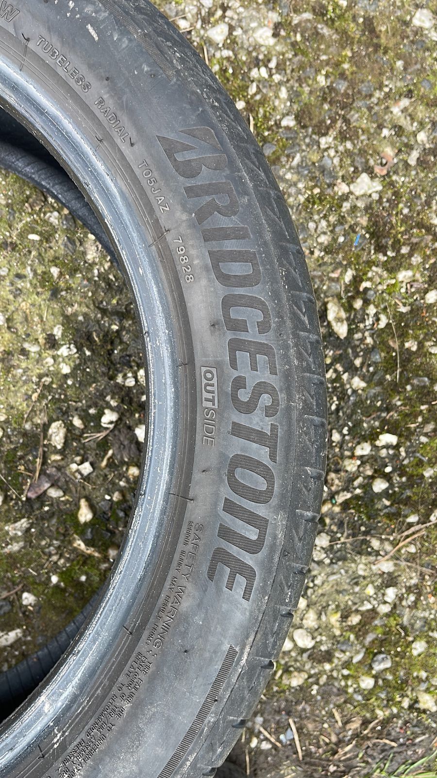 225-50-18 Bridgestone Turanza T 001