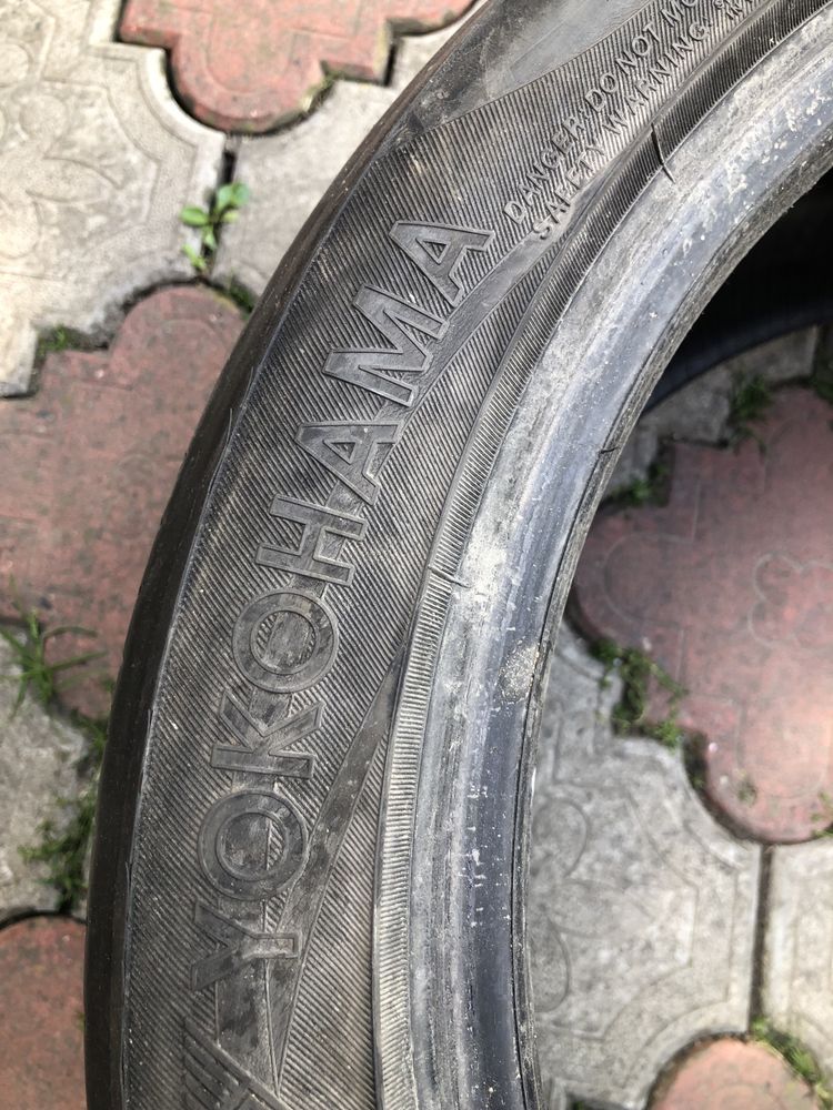 Шини YOKOHAMA 245/40 R17