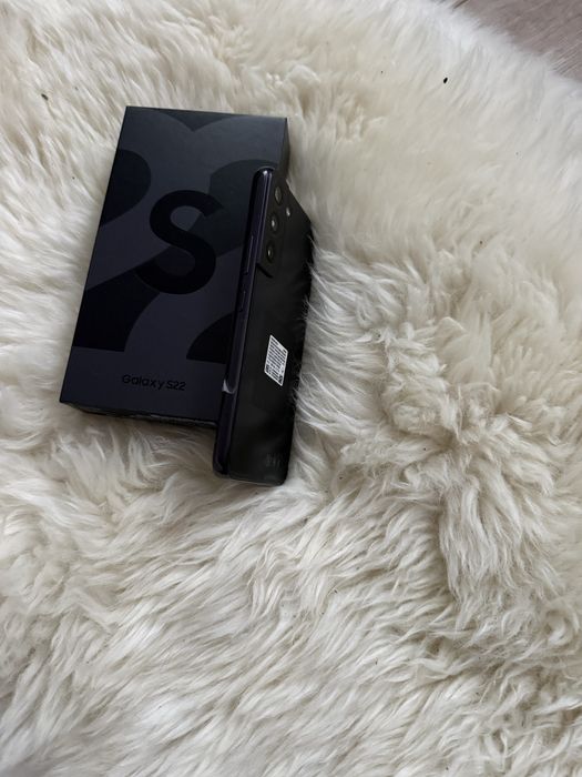 Продам s22 на 256гб