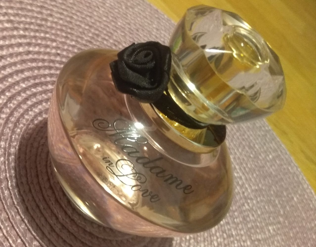 Perfumy La Rive, Madame in love