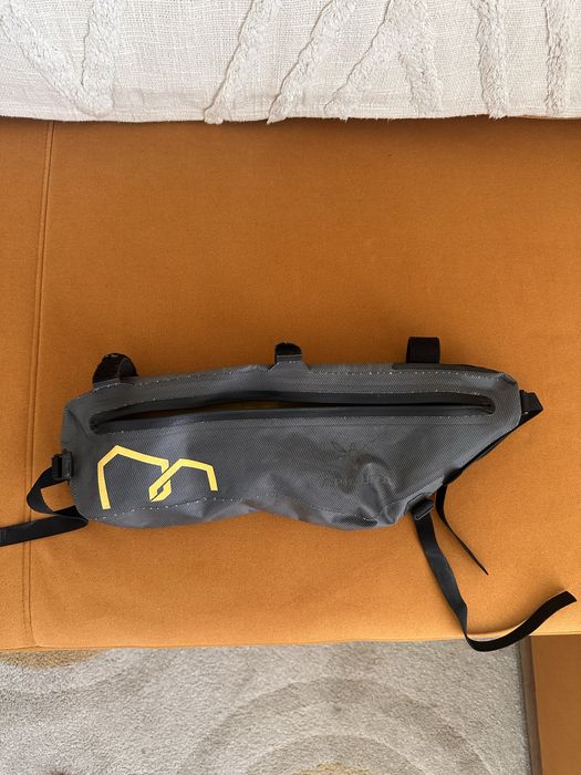 Apidura expedition 4,5 L  torba pod rame