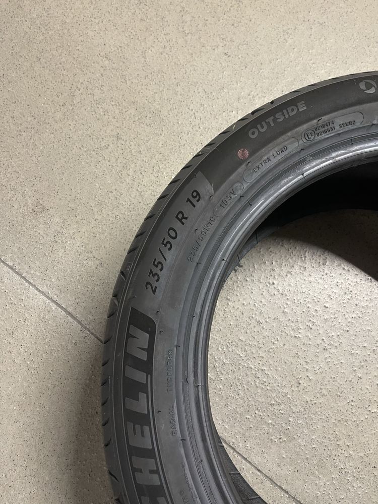 Nowe opony 235/50 r.19