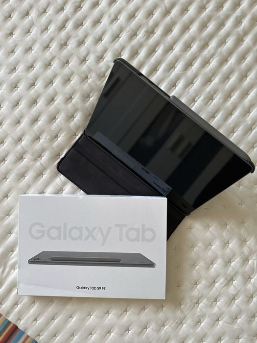 Samsung Galaxy Tab S9 FE – 10.9” | 128 GB | 6 GB RAM + Capa