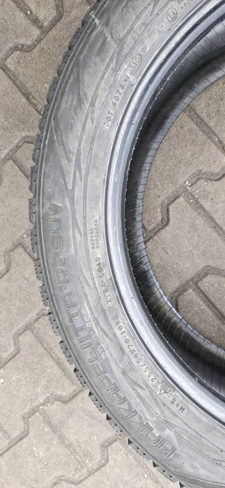 комплект Nokian Hakkapeliitta R2 SUV 255 50 R20 109R