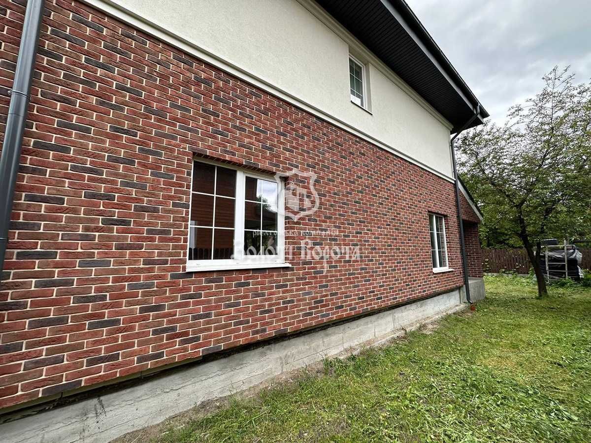 Будинок 2 поверхи. 136-а Садова. Метро 700м. Осокорки. Дарницький р-н