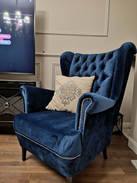 Fotel uszak królewski chesterfield producent