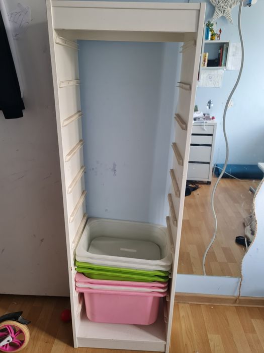 Szafka na zabawki dla dzieci