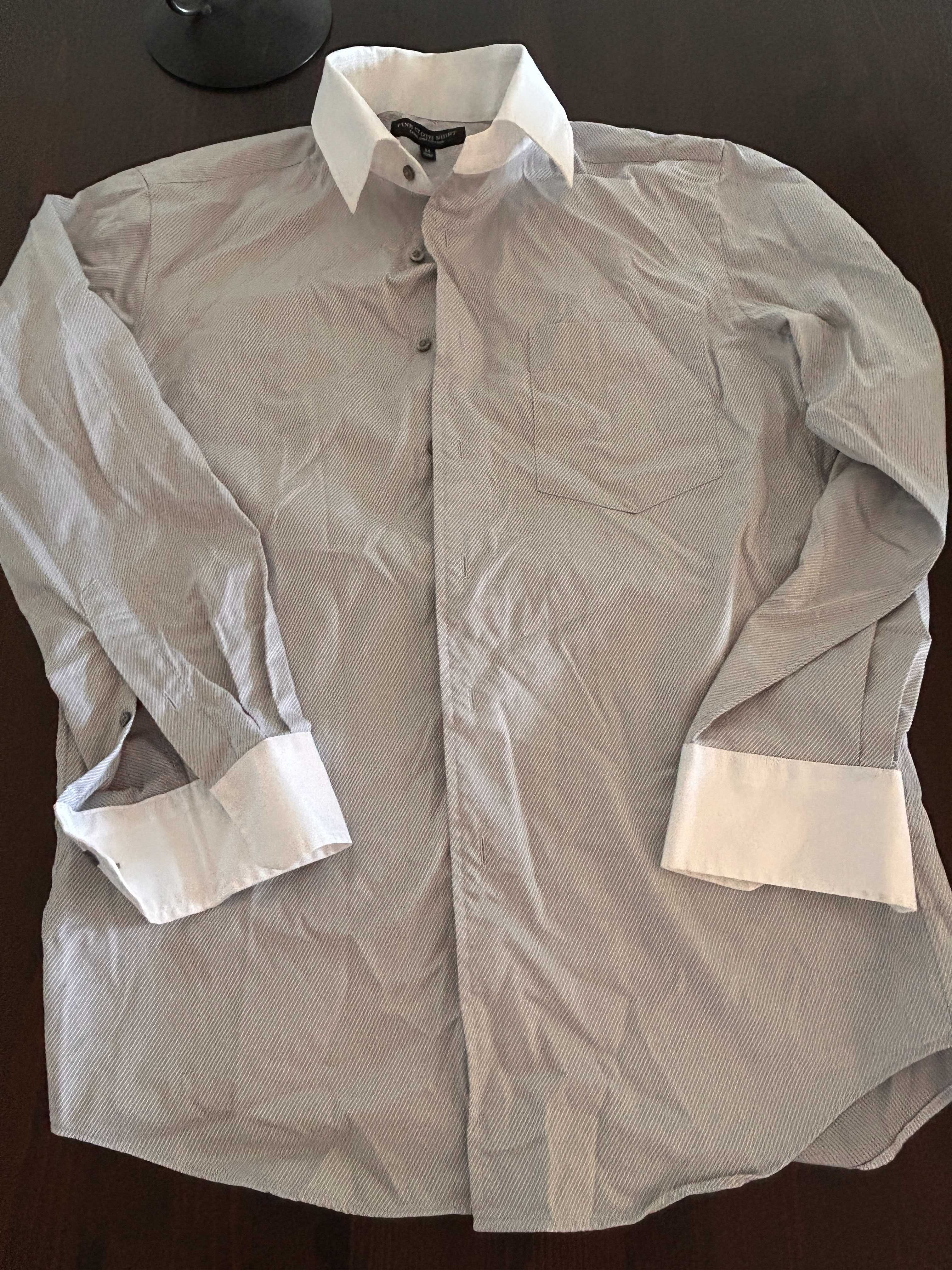 Lote de roupa de homem