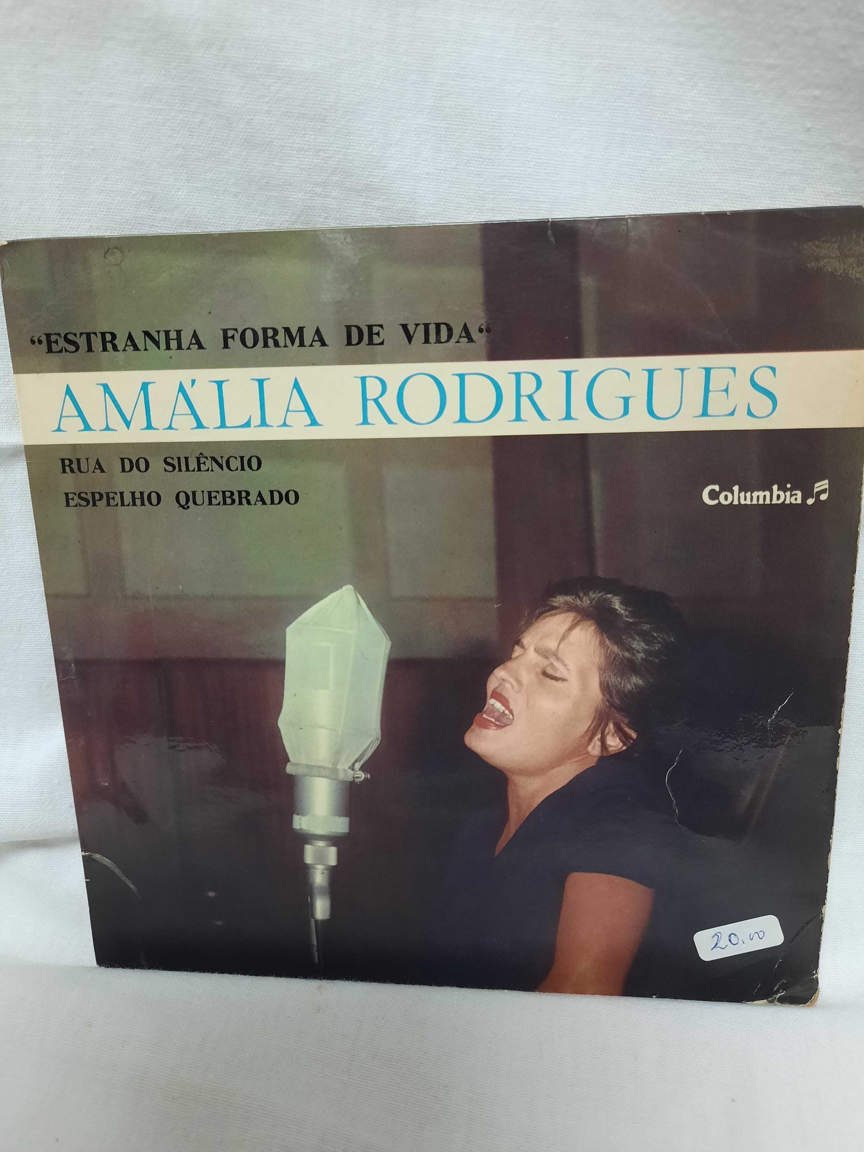 Single amalia rodrigues. "Estranha forma de vida "