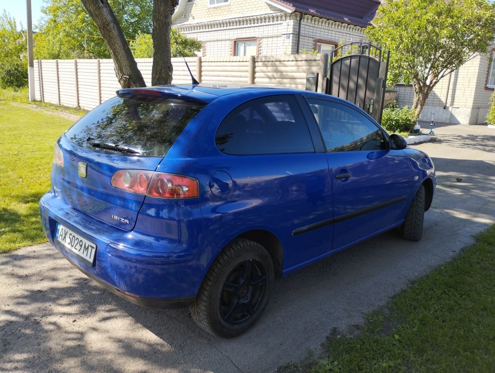 Seat Ibiza 2005 року