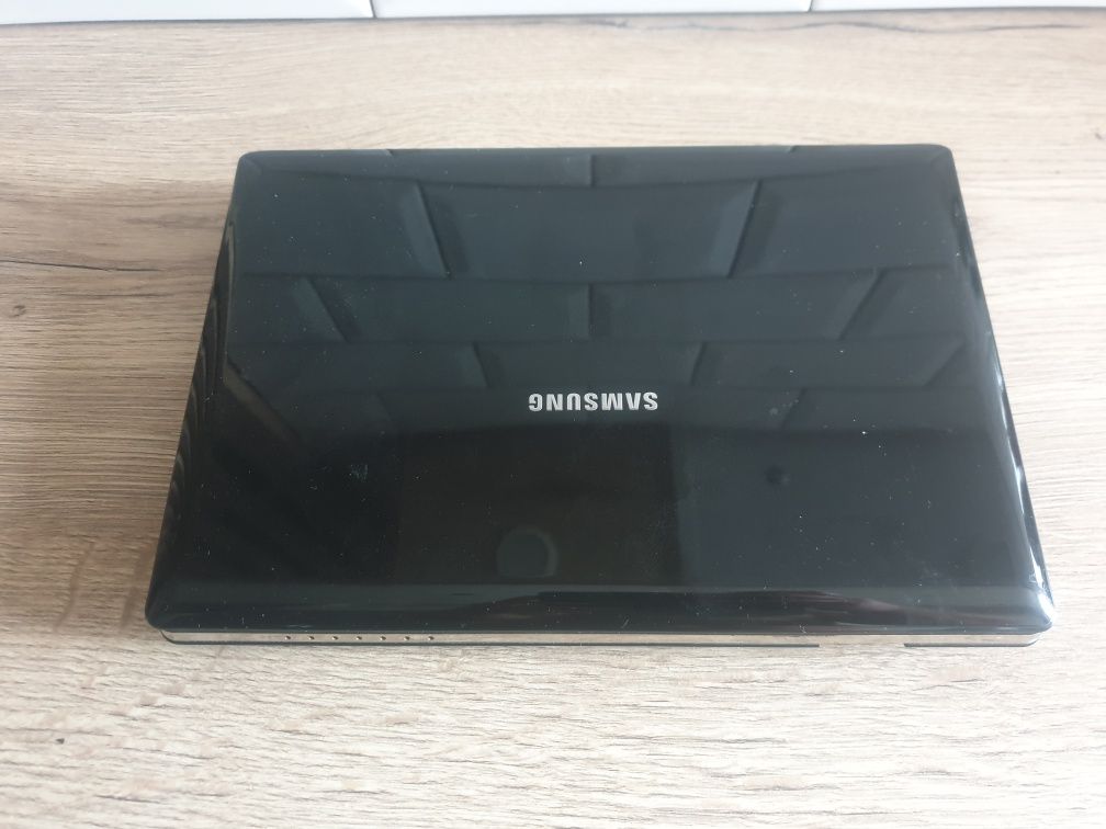 Netbook Samsung nc10 10"