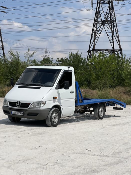 Mercedes sprinter автоэвакуатор