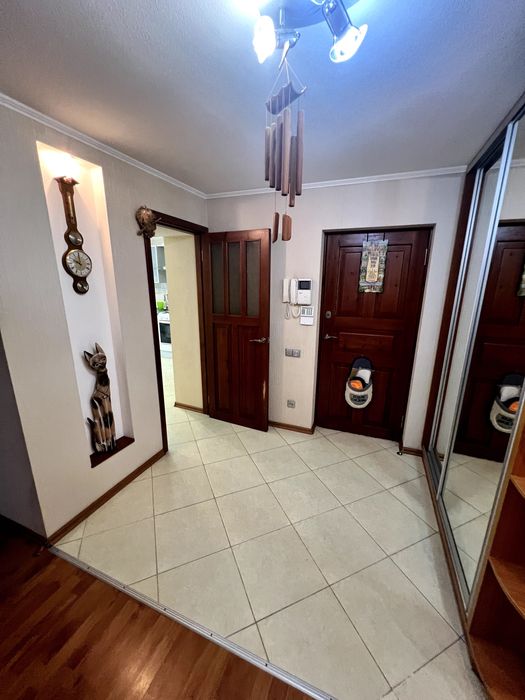 Оренда 3 кімнатної квартири в центрі міста