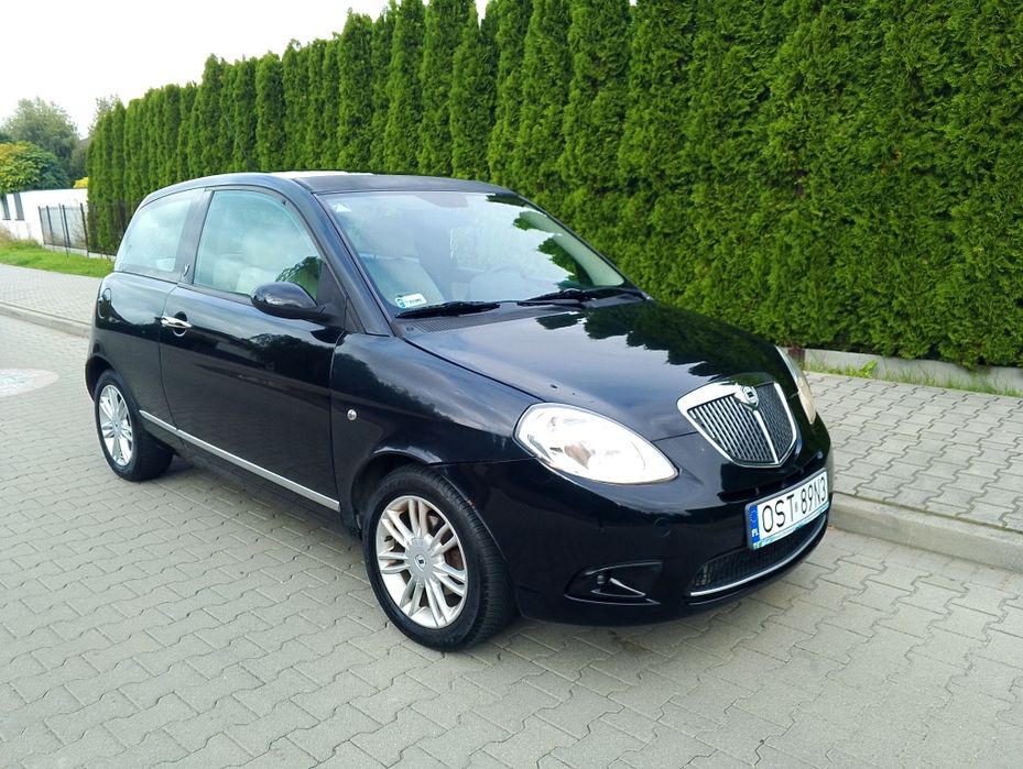 Lancia Ypsilon 1,4 Benzyna Automat Skóra Klima