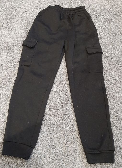 Spodnie dresowe ocieplane rozmiar 152