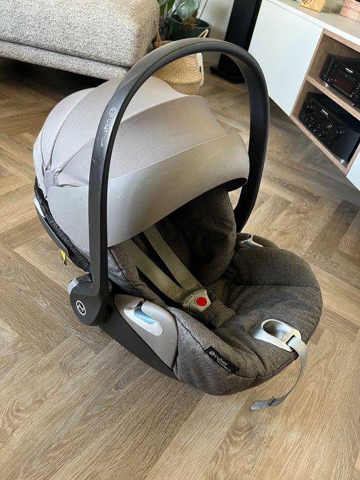 Cybex Cloud z + fotelik Sirona + baza obrotowa