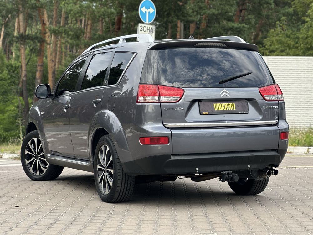 Citroën C-Crosser, 2009 року, 2.2 дизель, автомат, повний привід