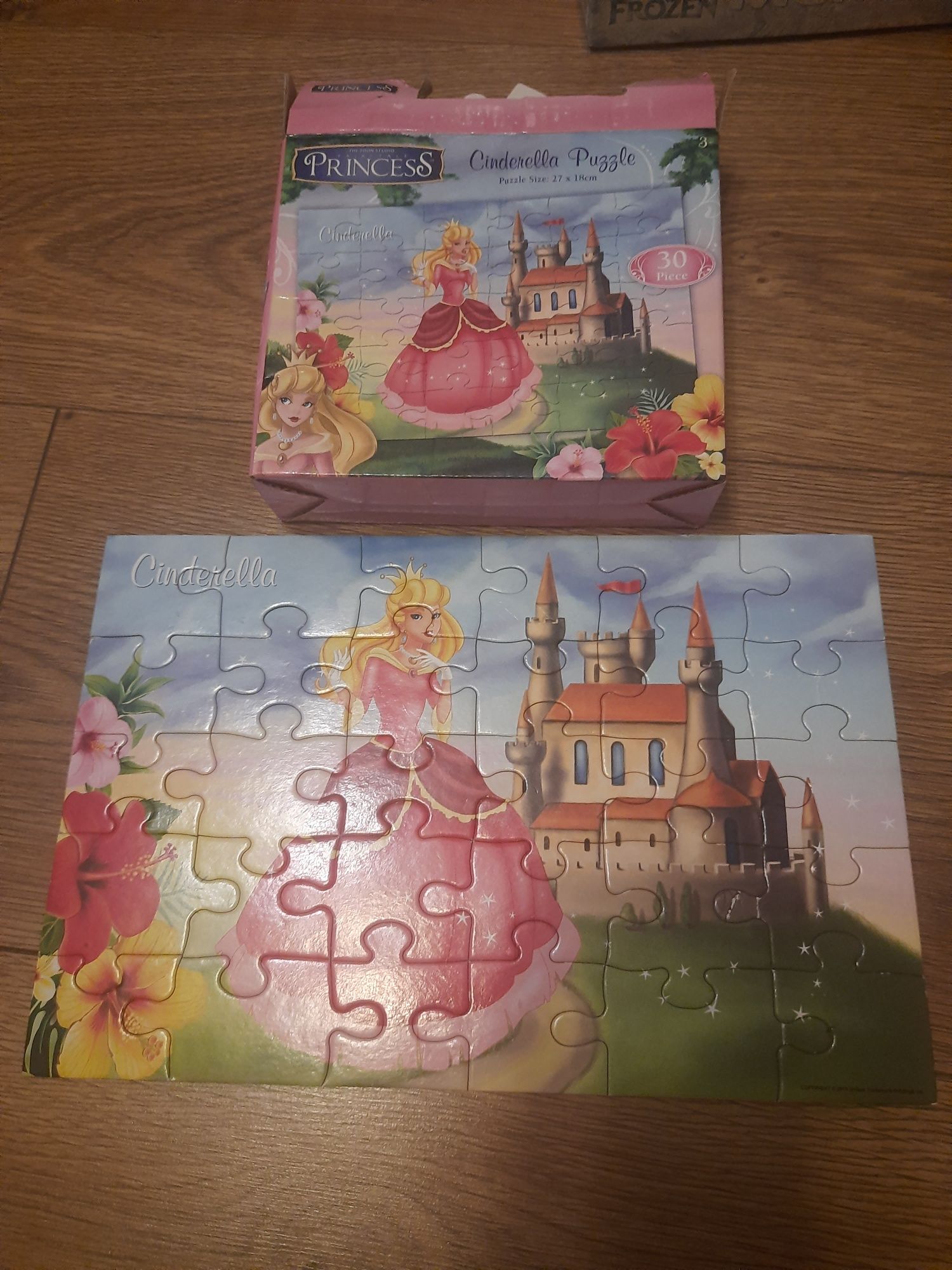 Puzzle zestaw 8szt