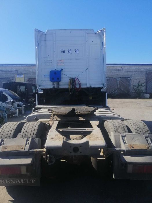 Двері Рама Спойлер Підніжка морда елька Renault Magnum рено магнум Е3