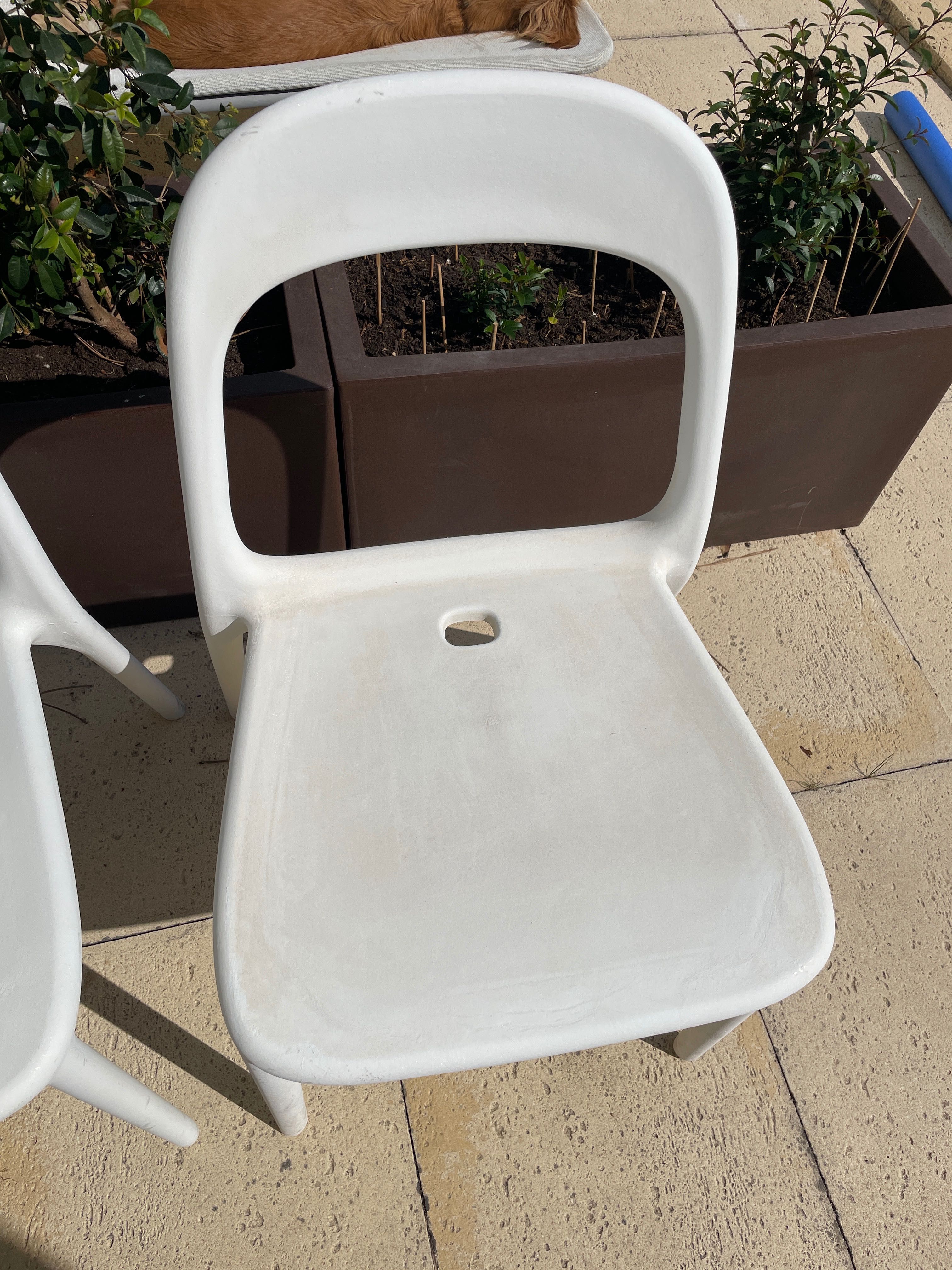 Cadeiras de exterior/ interior em resina